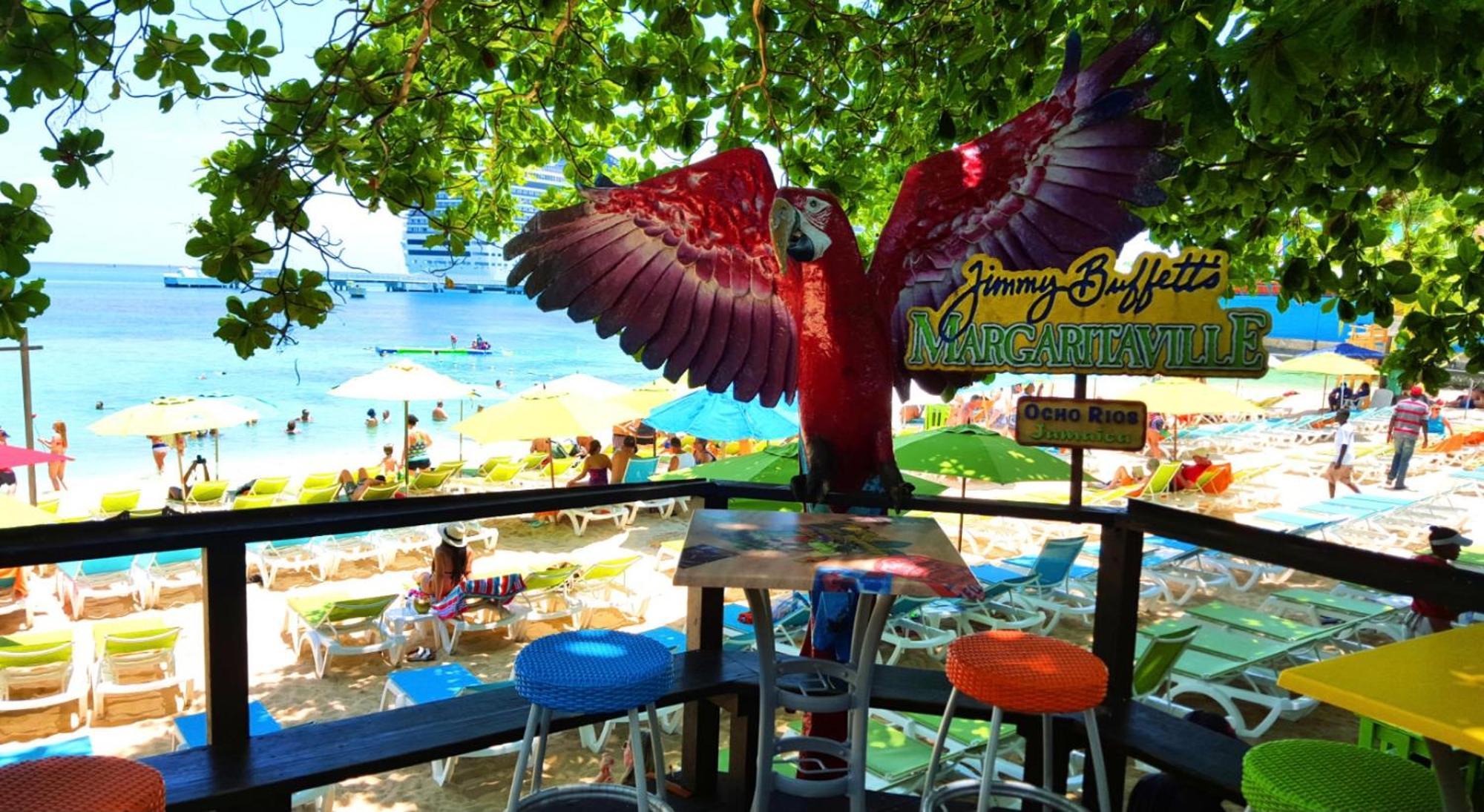 Oceanbreeze Jamaica Penthouse, 7-Minute Walk To Beach Ocho Rios Exteriér fotografie